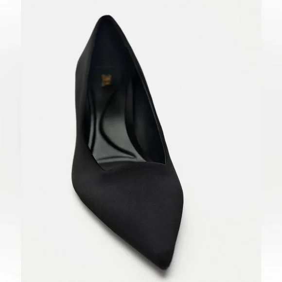 Zara Black Satin Heels With Metallic Gold Block Heel - Picture 5 of 11